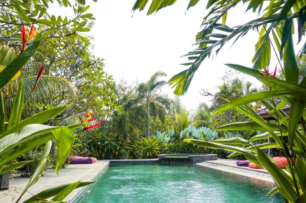 Ibludan Hotel Senggigi Exteriör bild