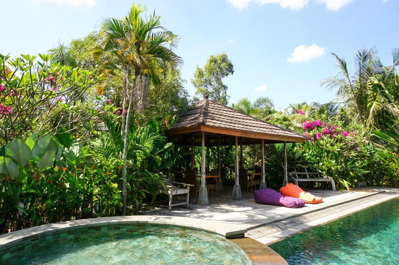 Ibludan Hotel Senggigi Exteriör bild