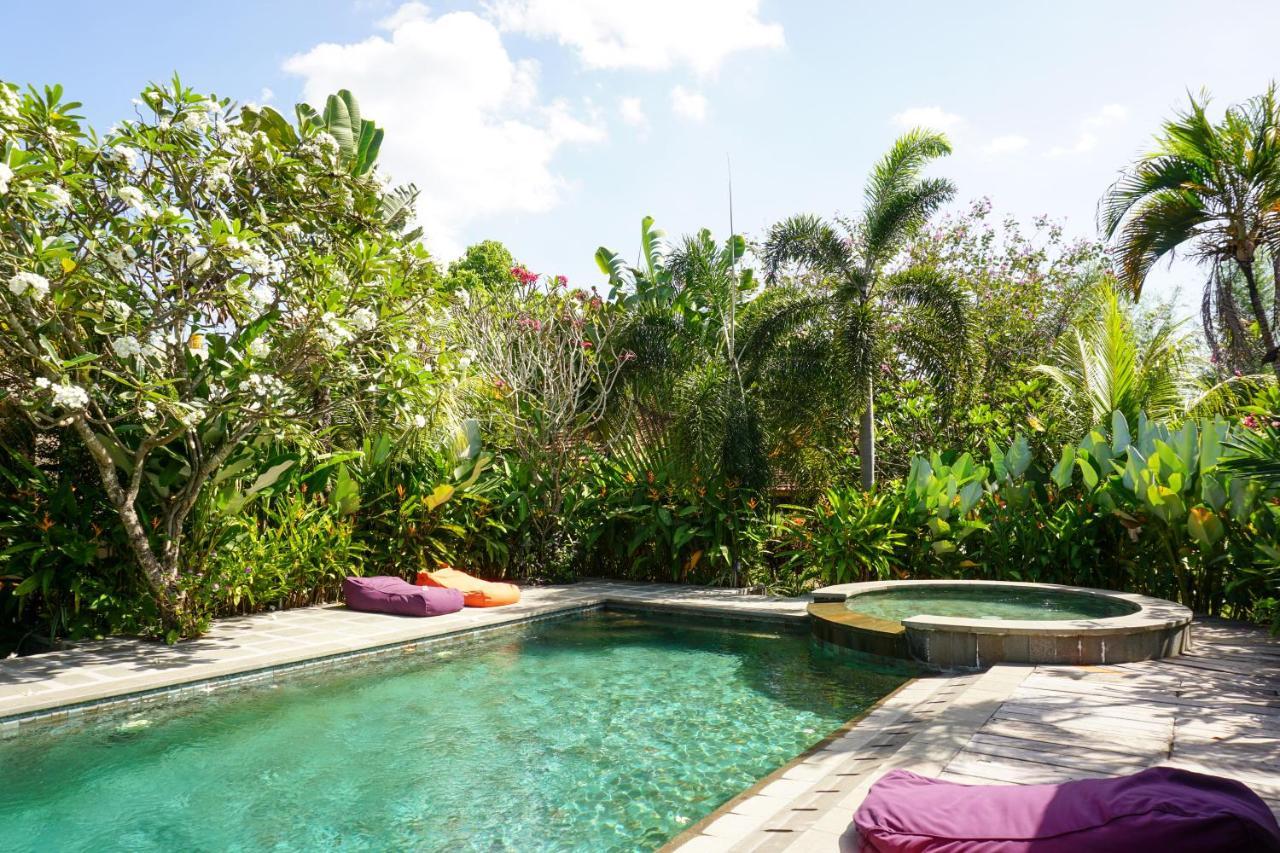 Ibludan Hotel Senggigi Exteriör bild