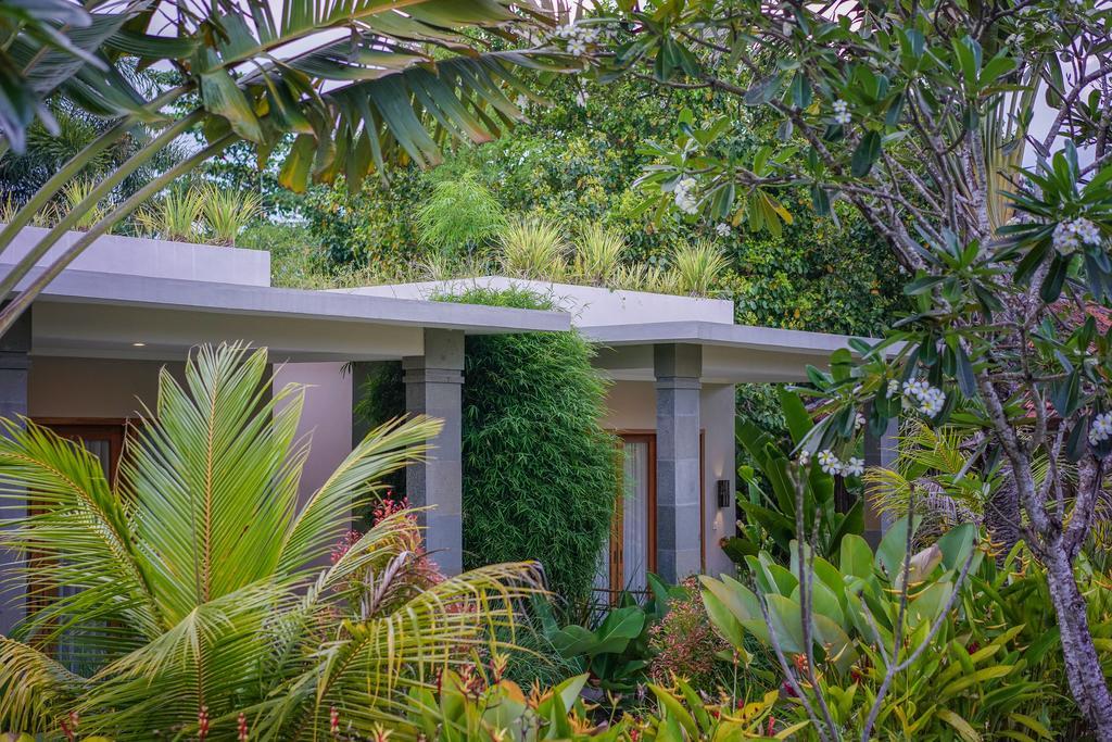 Ibludan Hotel Senggigi Exteriör bild