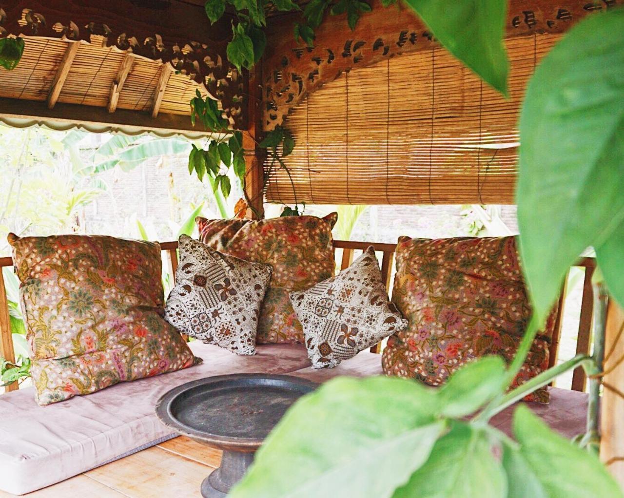 Ibludan Hotel Senggigi Exteriör bild
